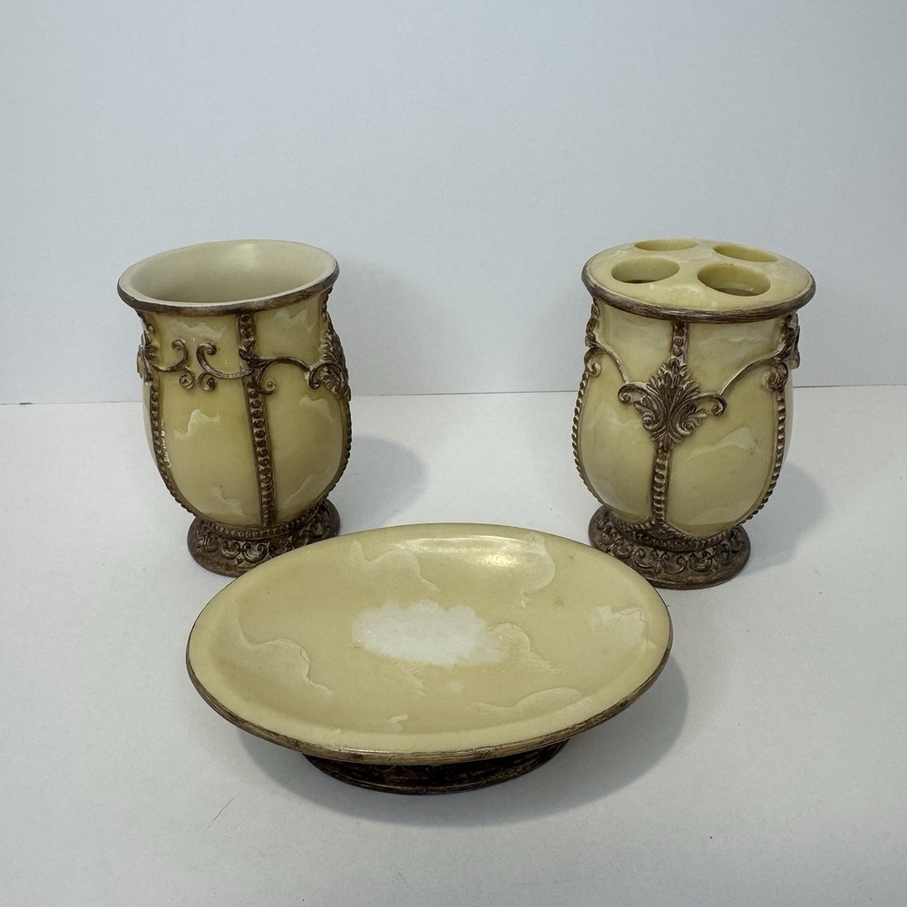 Vintage 3 Pc Bathroom Vanity Set Ivory Bronze Resin Scroll Soap Dish Tumbler